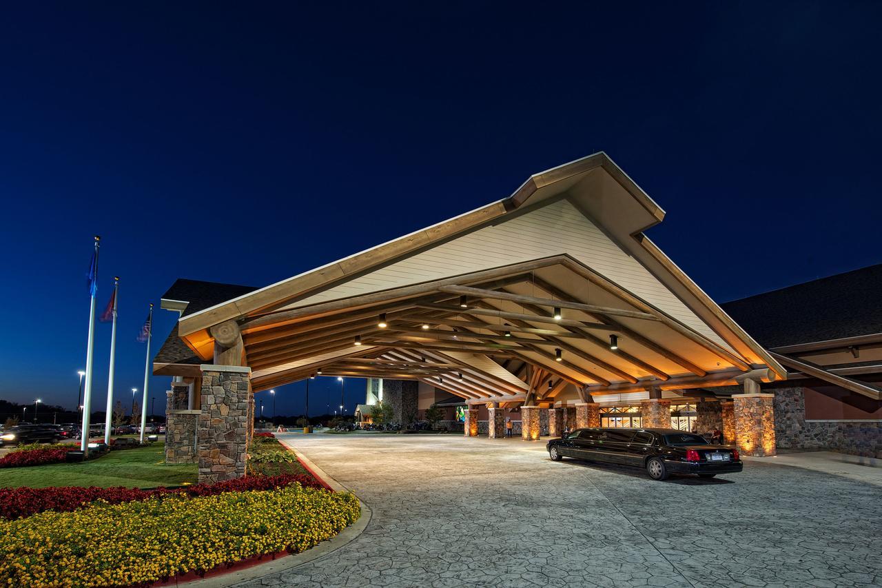 Cherokee Casino West Siloam Springs Resort Esterno foto